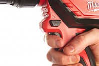Aku pistole na kartuše 600ml Milwaukee M12 PCG /600 C-201B