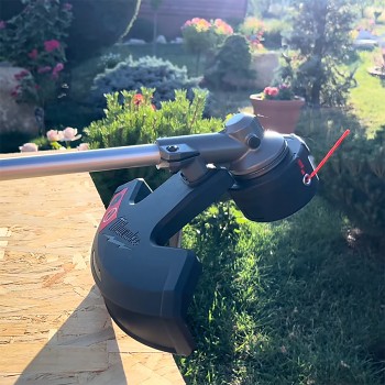 Milwaukee M18 F2BCU-122 křovinořez s rukojetí a postrojem