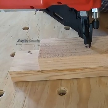 Milwaukee M18 FN16GA-0X aku hřebíkovačka