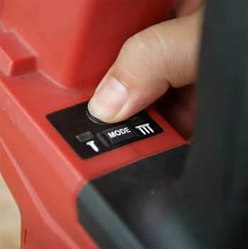 Milwaukee M18 FN18GS-0X aku hřebíkovačka