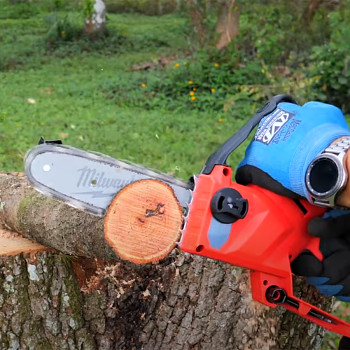 Milwaukee M18 FHS20-0 FUEL Aku řetězová pila