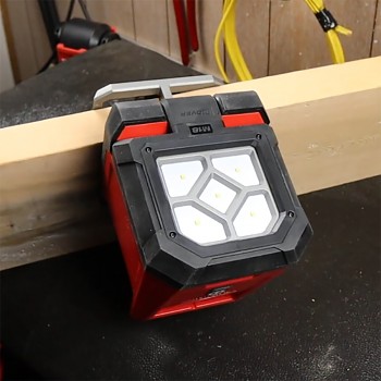 Milwaukee M18 PAL-0 Prostorové otočné svítidlo LED