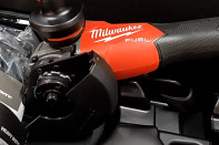 Aku úhlová bruska Milwaukee M18 FSAGV125XB-0X FUEL